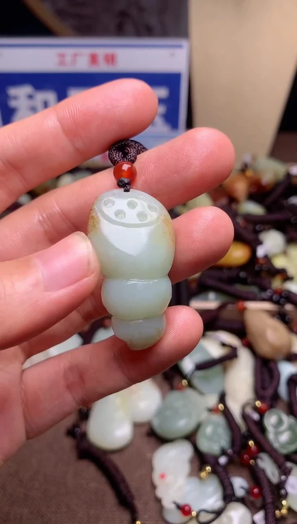 【闪购商品】和田玉颈饰未镶嵌1