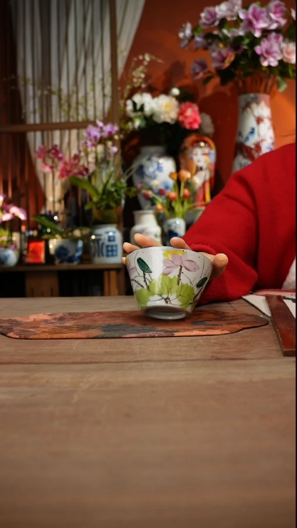 当代高温釉下彩手绘陶瓷餐具