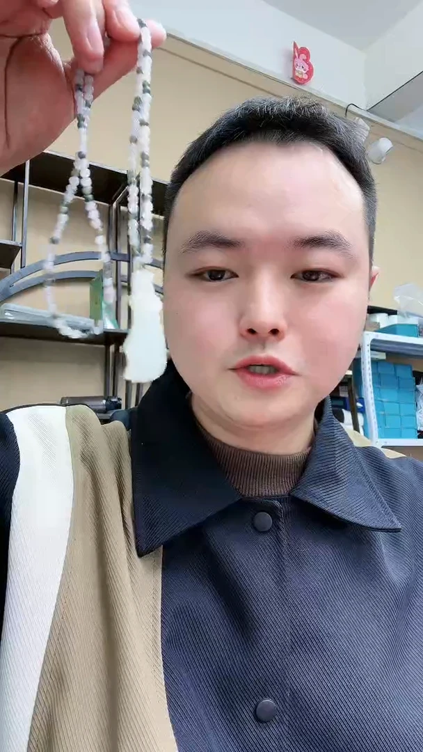 未镶嵌和田玉挂件和田玉