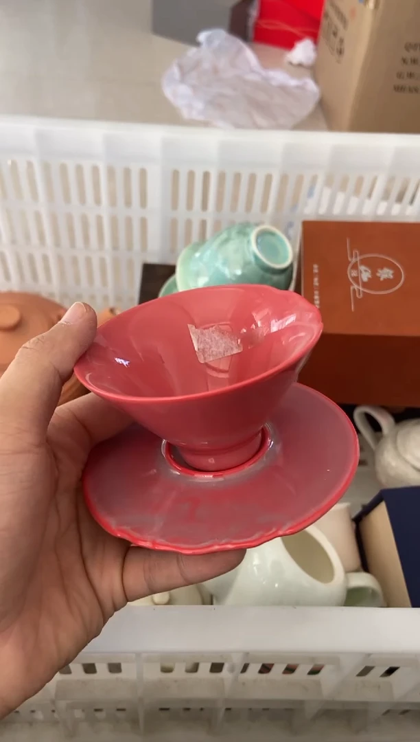 无运费险有瑕疵的摄影的产品有使用过的痕迹有点脏介意勿拍