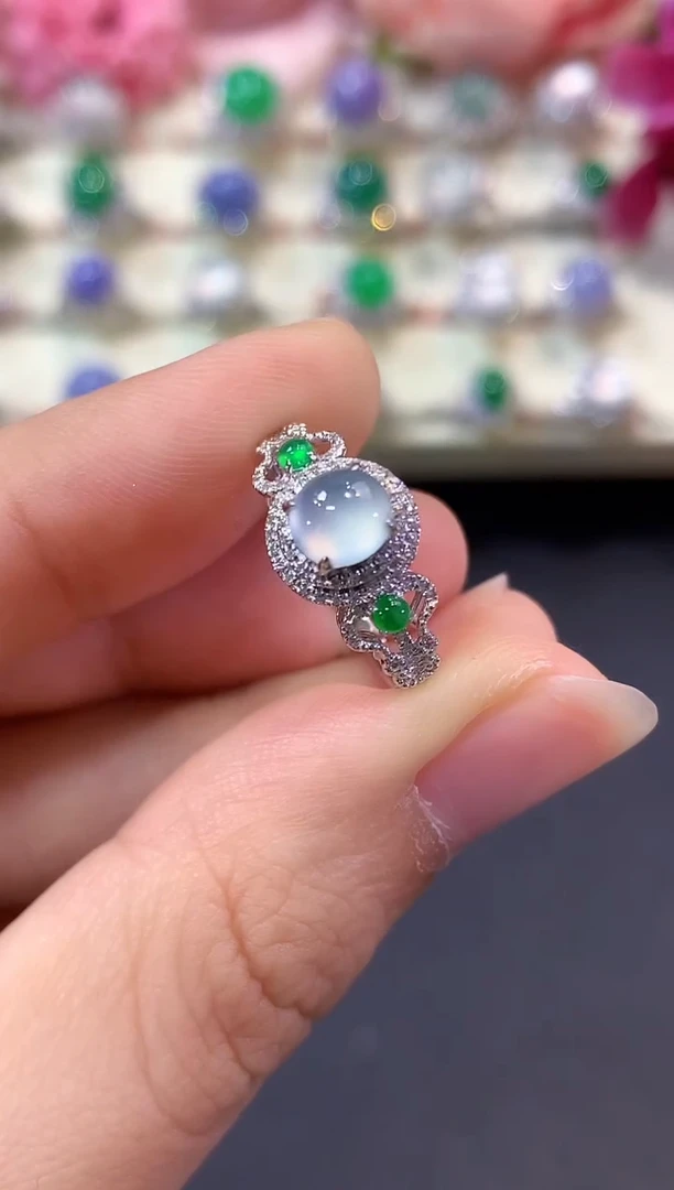 18K金镶嵌戒指翡翠B39