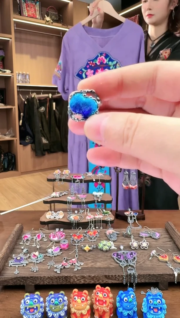 【闪购商品】织绣277黔东南苗族刺绣