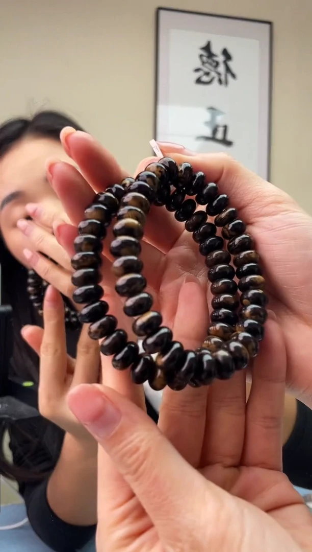 琥珀未镶嵌珠宝奇石T0假一罚十，多样性发一件