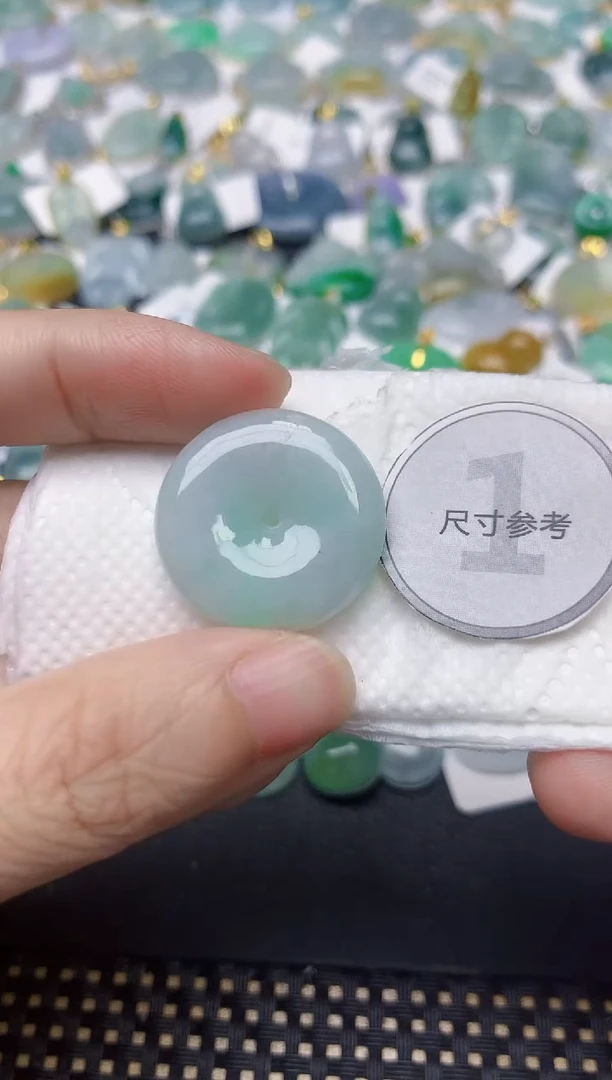 颈饰未镶嵌翡翠天然缅甸A货翡翠