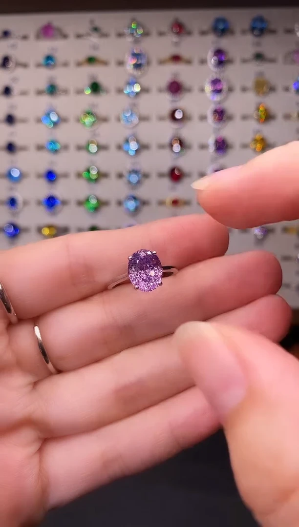 5克拉蓝宝石（处理）欧美风戒指