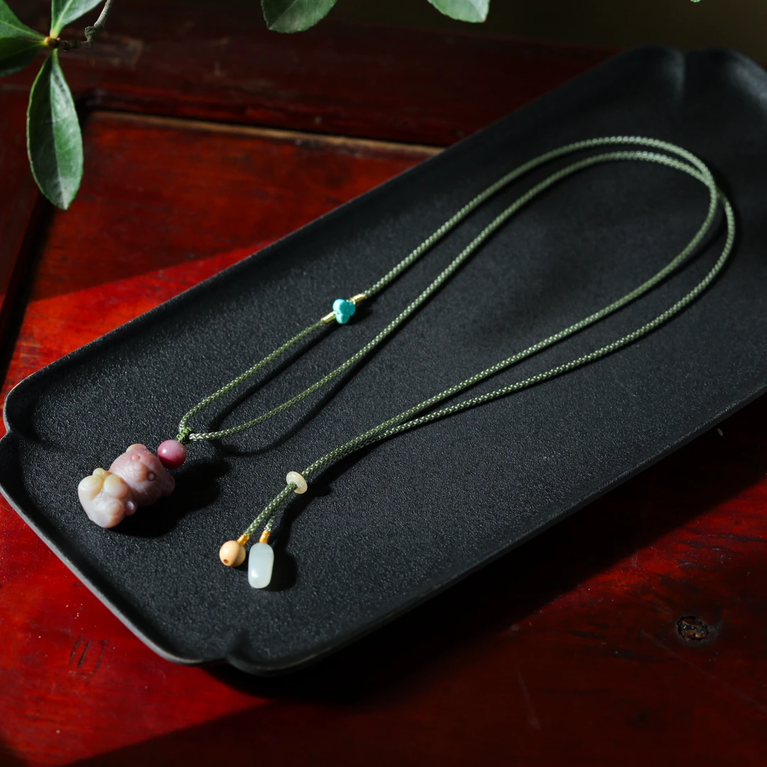 【意婵】《童真》精品天然老矿料盐源玛瑙小熊项链-909194