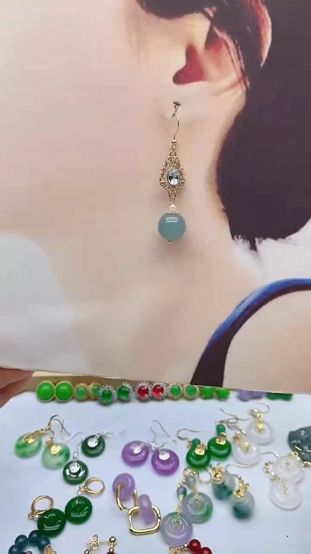 14K金镶嵌石英质玉（天山翠）耳饰02
