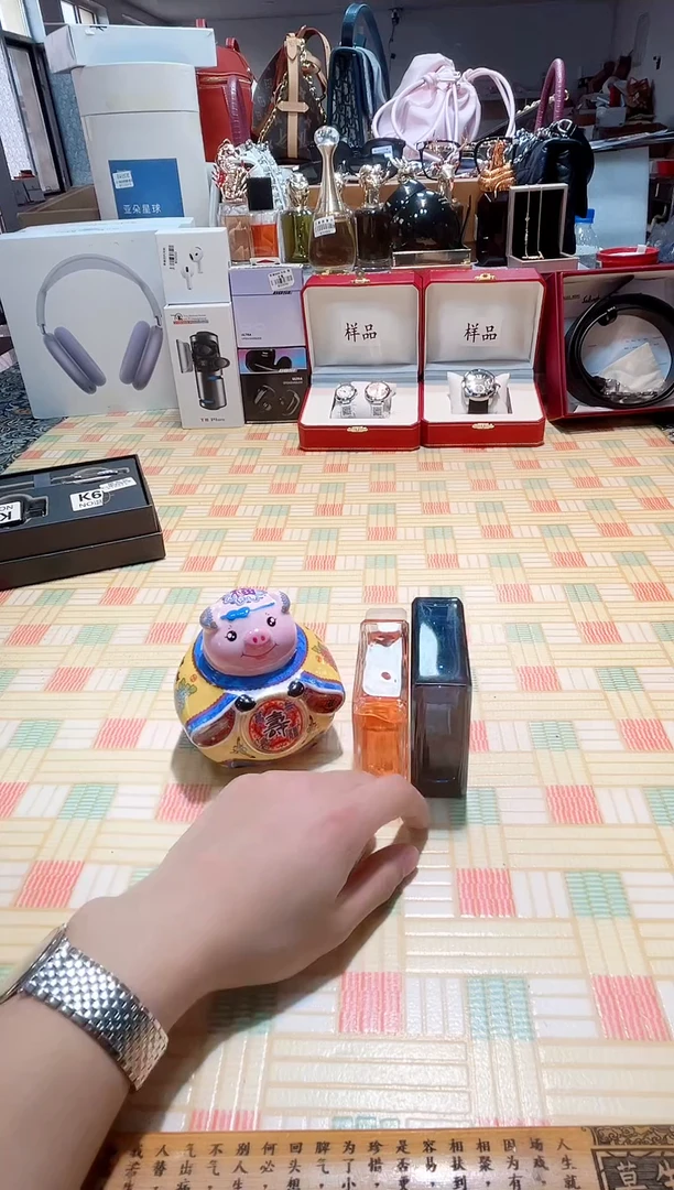 瓷片瓷器 库房到期 全部地板价@@1