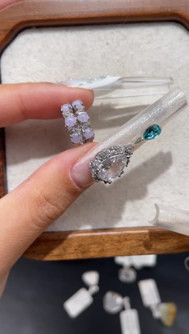 银S925镶嵌翡翠耳饰耳钉