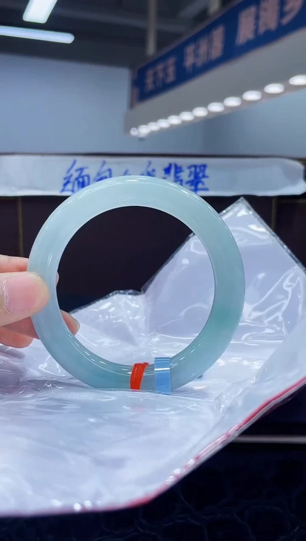 未镶嵌手镯翡翠4