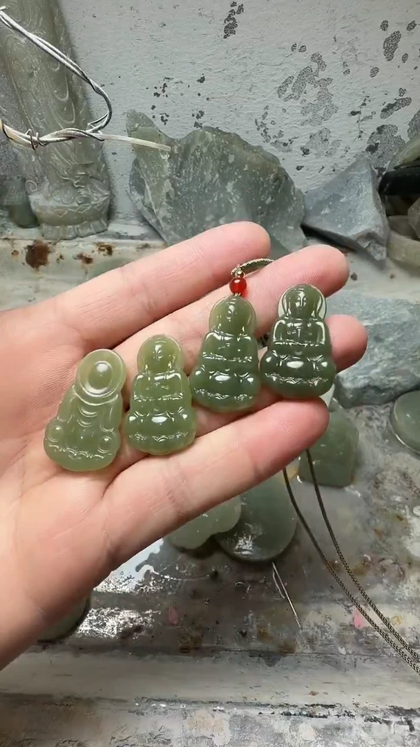 吊坠(不含链)未镶嵌和田玉观音 拍一发一 商品多样性发货