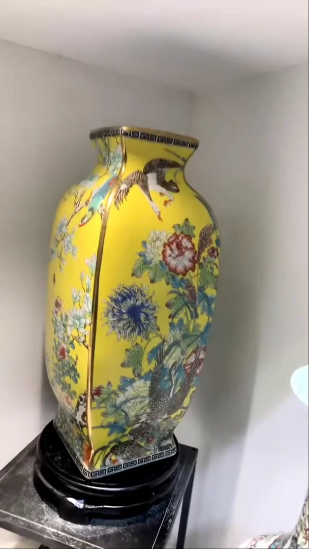 【闪购商品】景德镇陶瓷花瓶摆件1