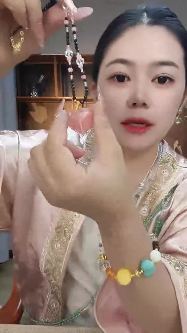 无非金属卡西百露穿搭饰品