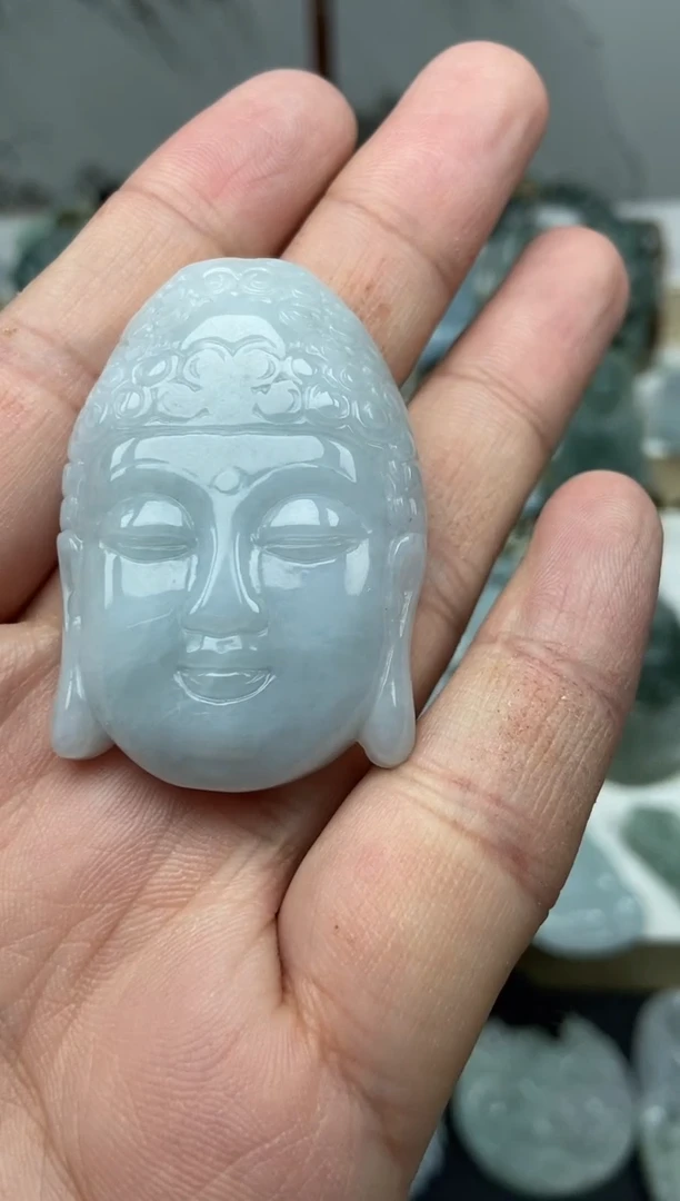 颈饰未镶嵌翡翠佛头
