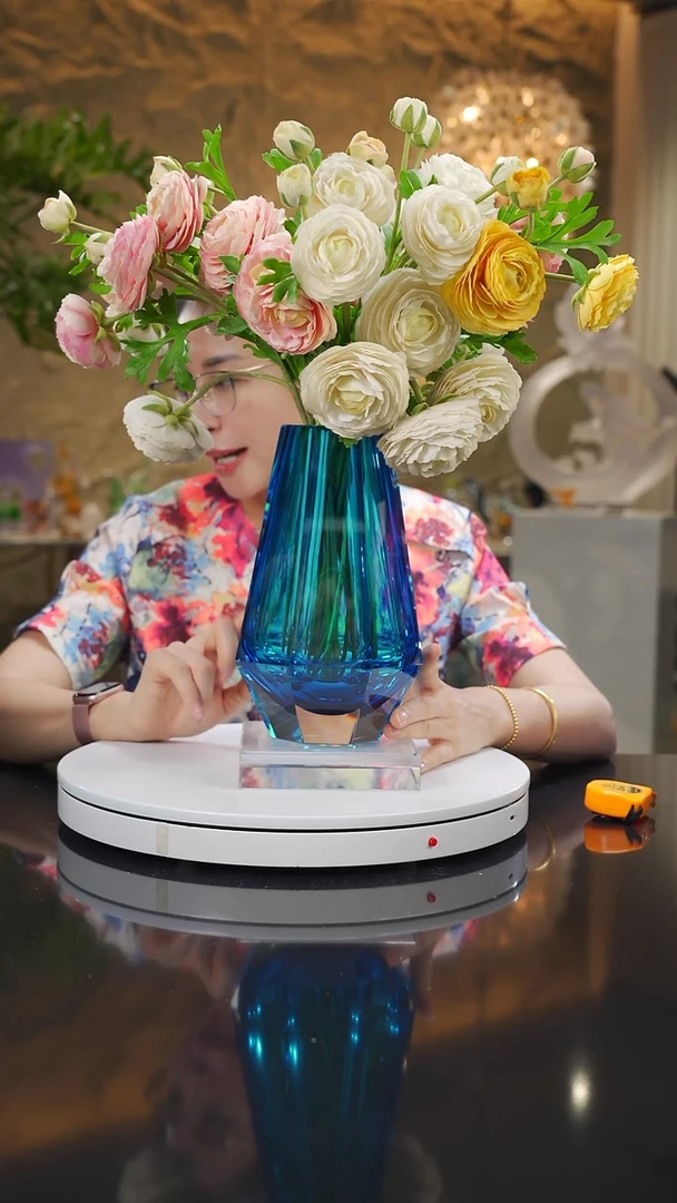 瓷片福利蓝色切面花瓶