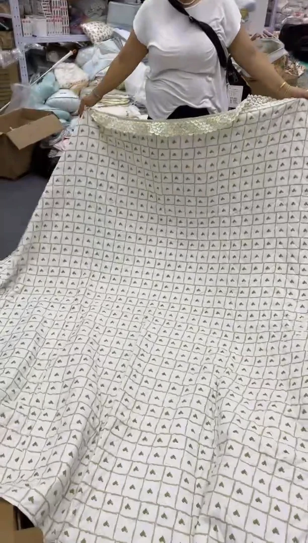 PVC王老四直播闪购商品看图下单绿色爱心床盖