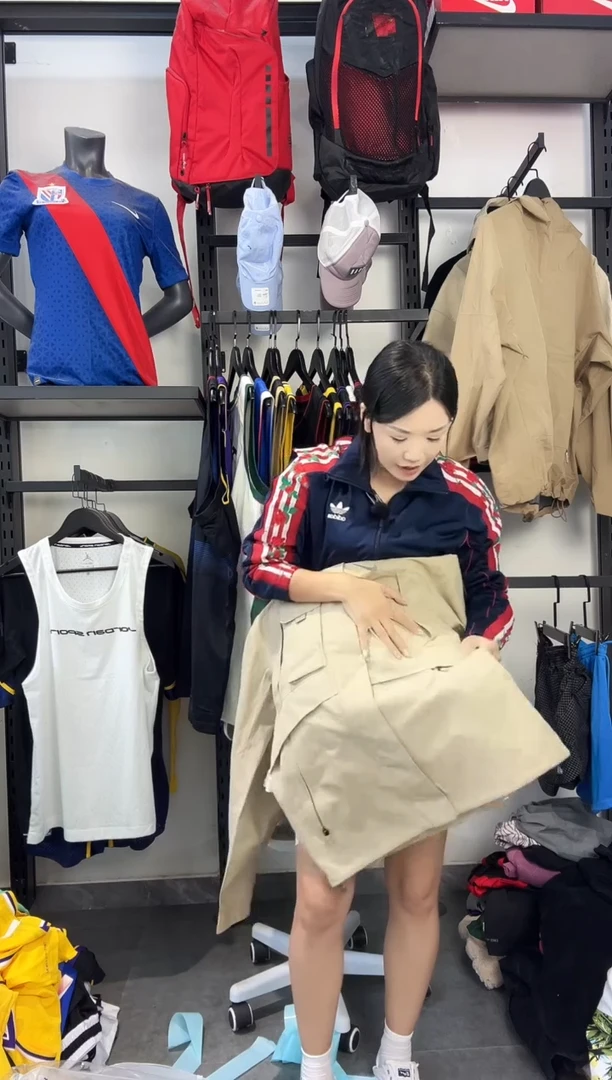 103   编码 瑕疵款直播间过款为准 尺码 S