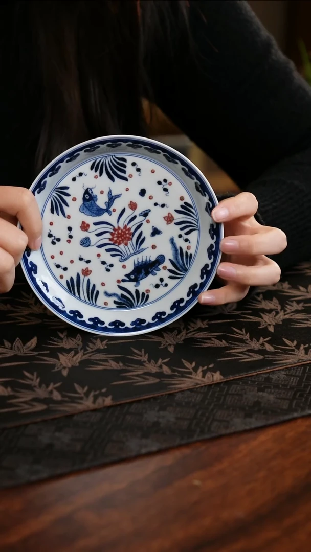 【闪购商品】杯子青花釉里红鱼藻壶承