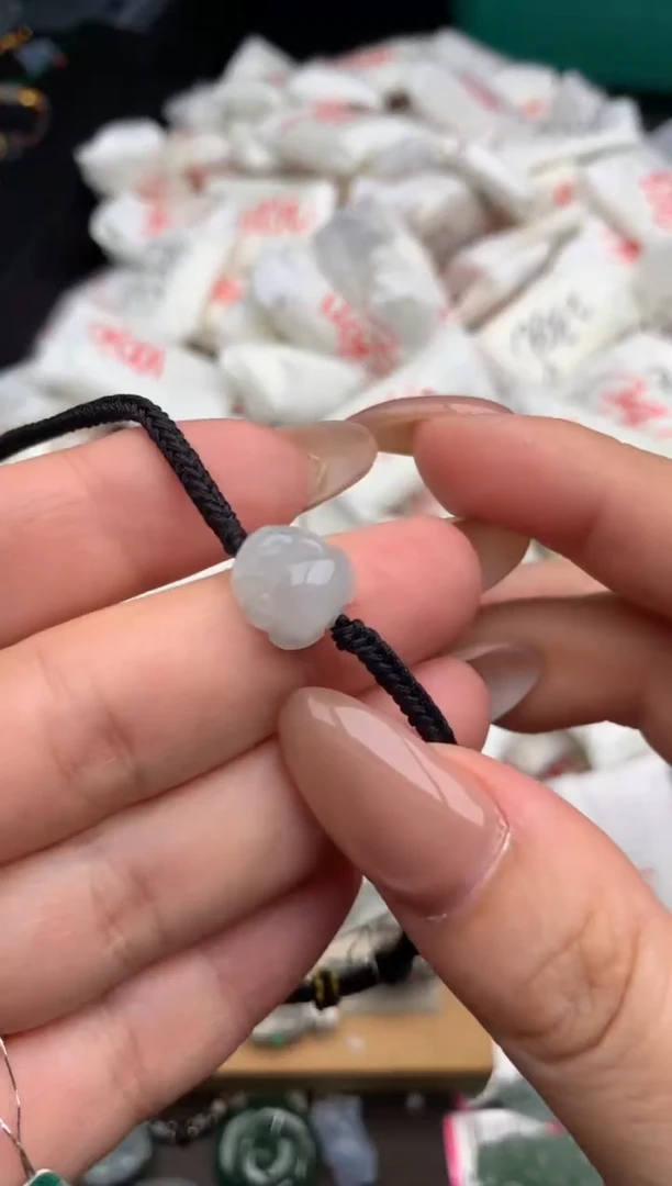 【闪购商品】翡翠手绳未镶嵌一