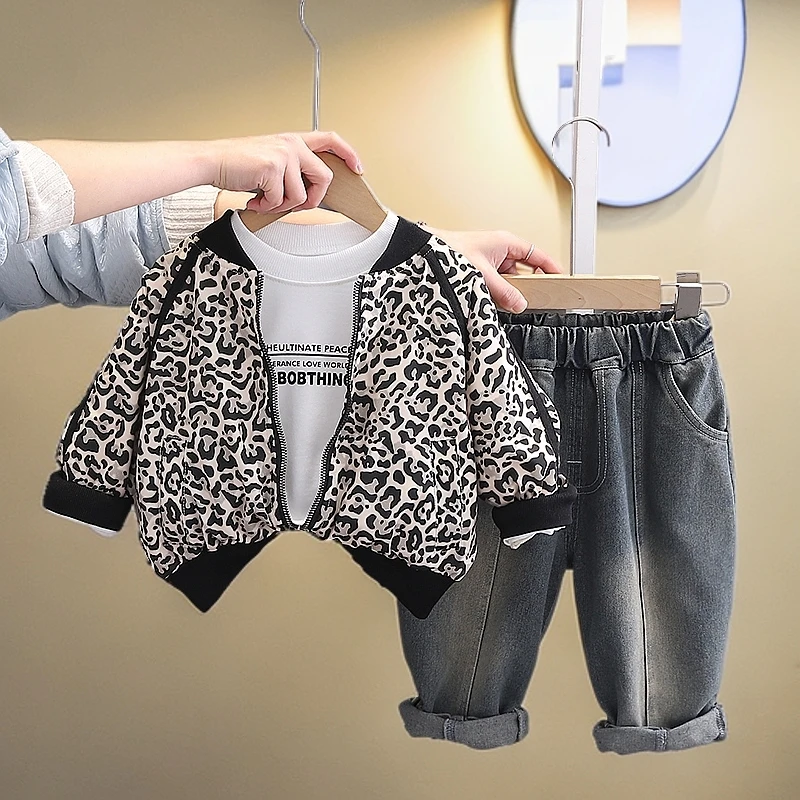 【三件套】2025春装上新中小童豹纹夹克加牛仔裤加内搭高品质童装潮