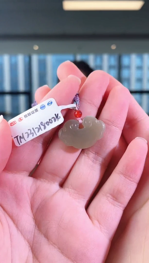 和田玉未镶嵌颈饰锁 cp