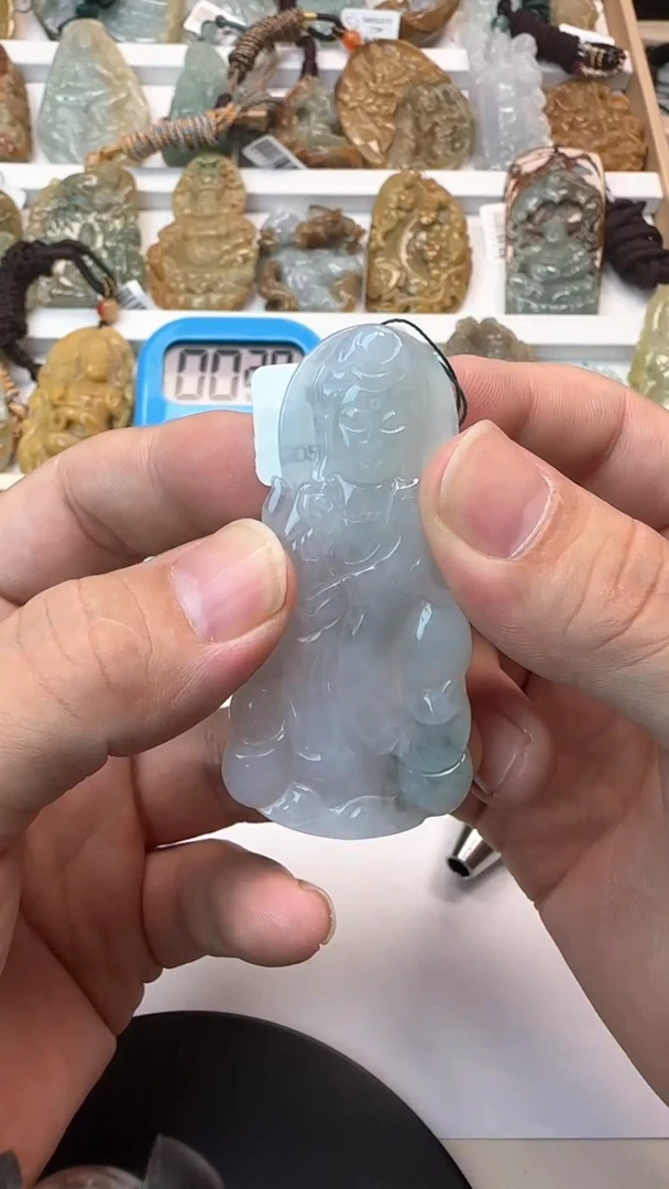 颈饰未镶嵌翡翠酒*天然翡翠