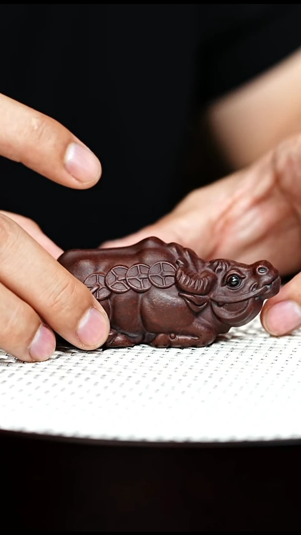 茶壶紫砂宜兴紫砂 卧牛 紫砂茶宠