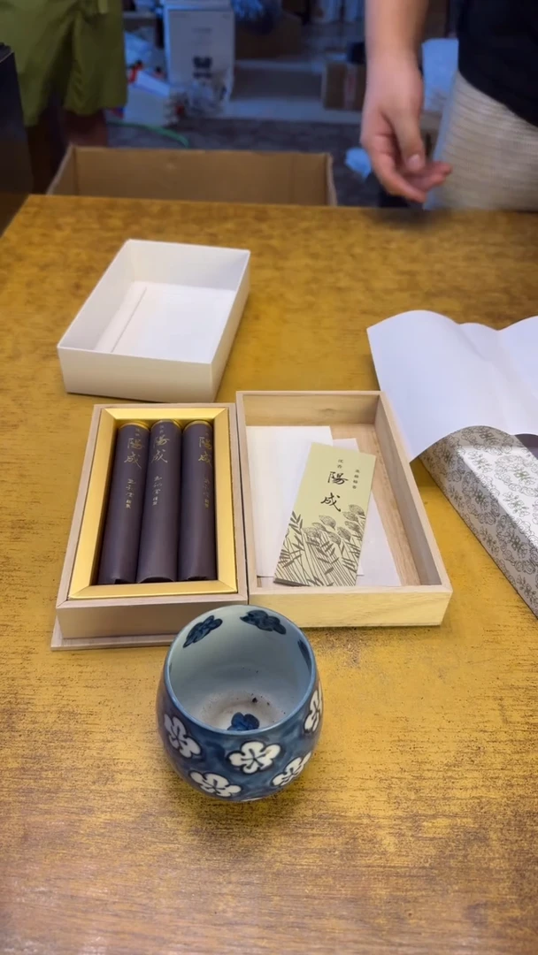 瓷器瓷器瑕疵脏旧99成碗