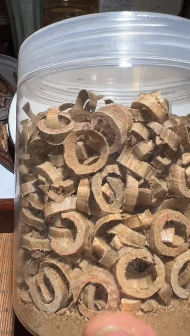 沉香沉香碎屑K****s柬埔寨10克