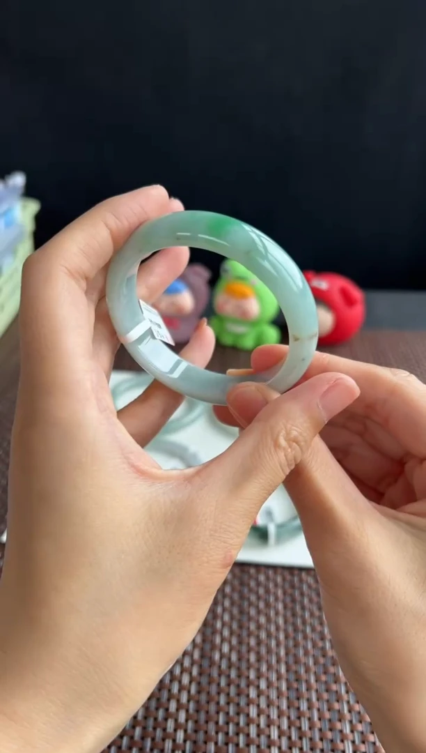 翡翠手镯未镶嵌15号54.4*12.6*7.5