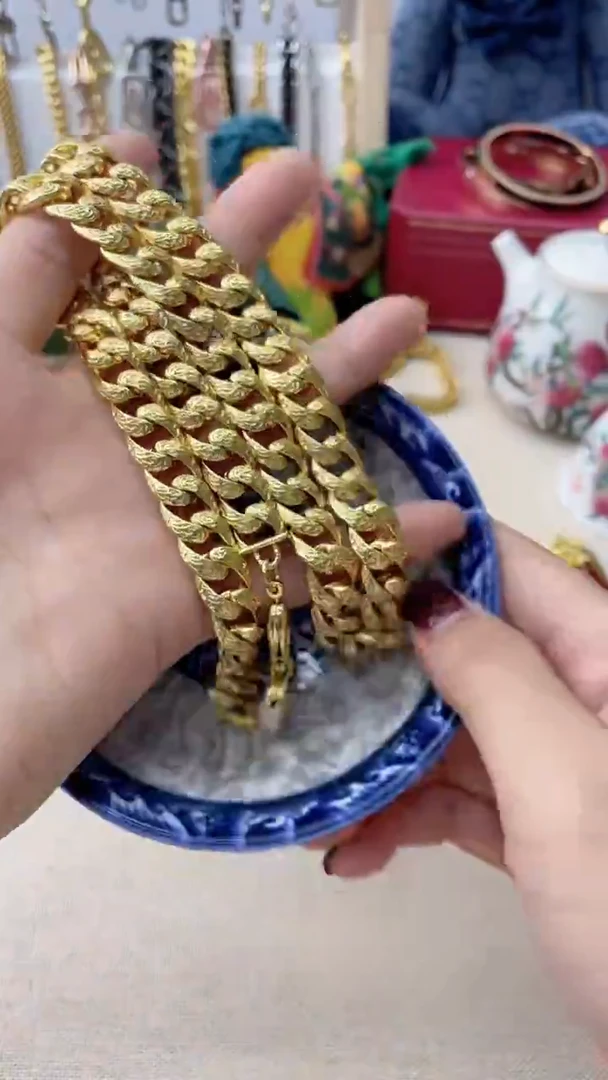 瓷片AAAAAAAAAAAAAAA