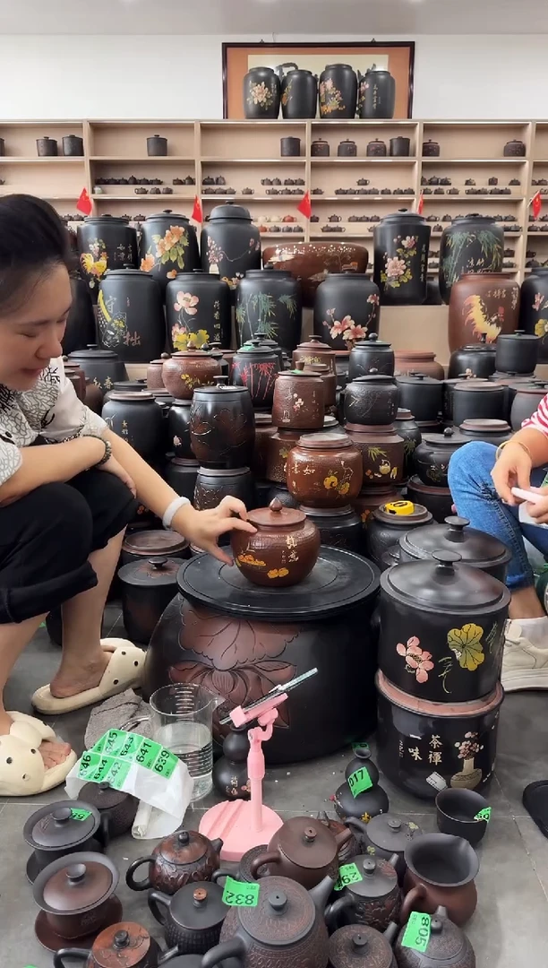 罐瑕疵 彩填 锤纹茶叶罐639
