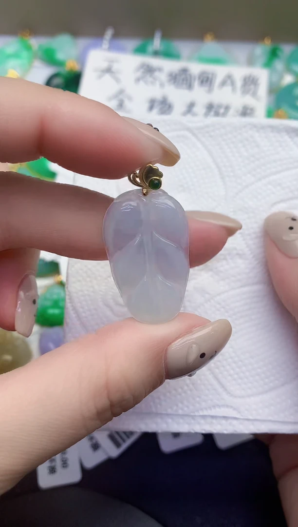 颈饰未镶嵌翡翠缅甸天然翡翠A货