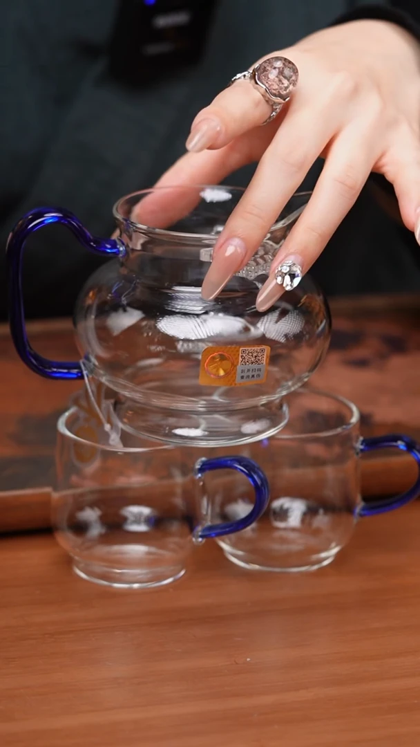 【闪购商品】禾器熠然月牙茶海浅蓝+璃享水月杯浅蓝2入
