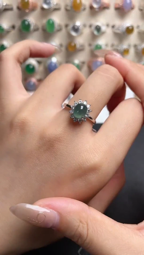 【闪购商品】翡翠戒指银S925镶嵌一物一证一礼盒