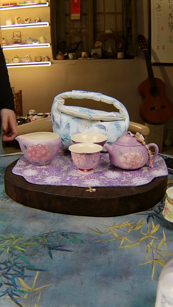 亘古文创茶器分享@花瓣杯子两个 包包 茶席 提溜