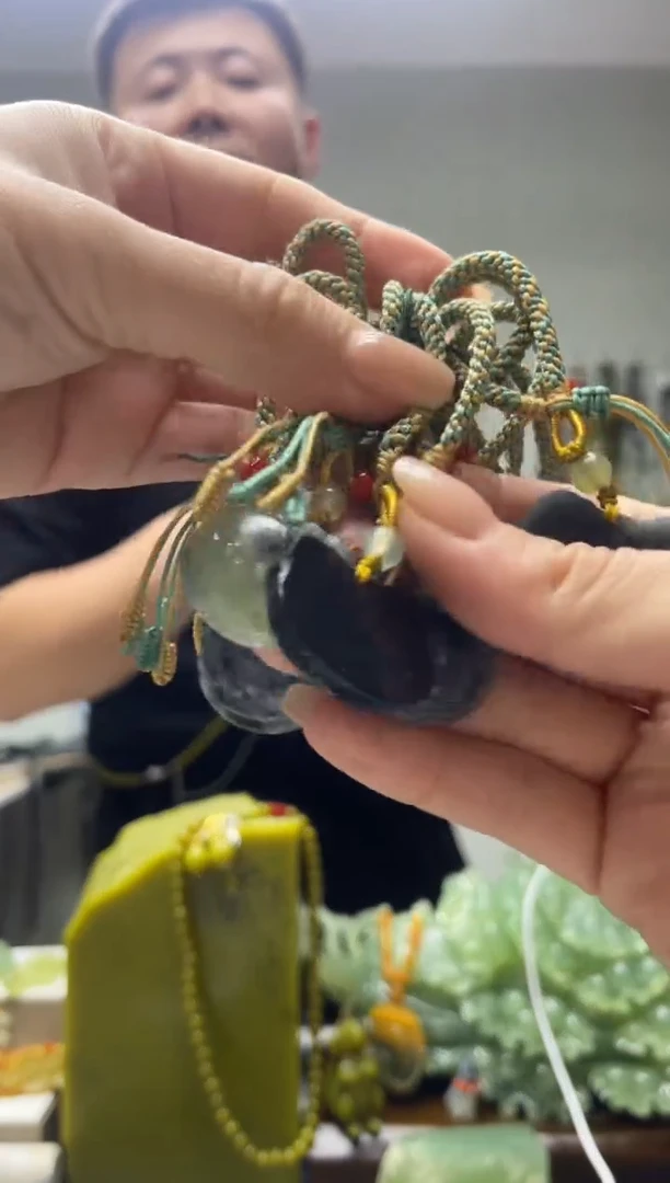 未镶嵌岫玉颈饰多样性发货 拍一发一