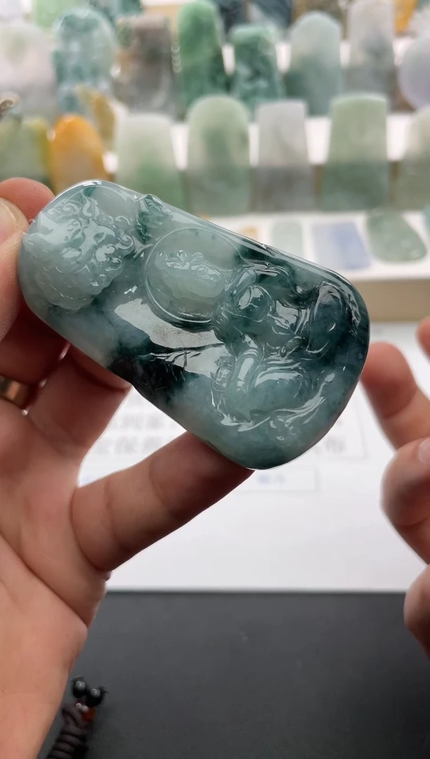 【闪购商品】翡翠颈饰未镶嵌..../1/22/ 80