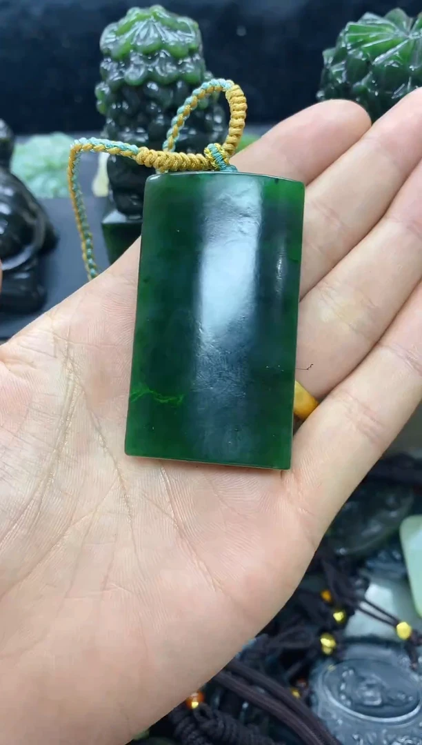 颈饰未镶嵌和田玉1111