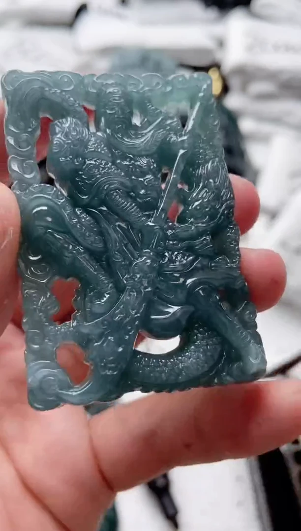 翡翠未镶嵌颈饰8888888888