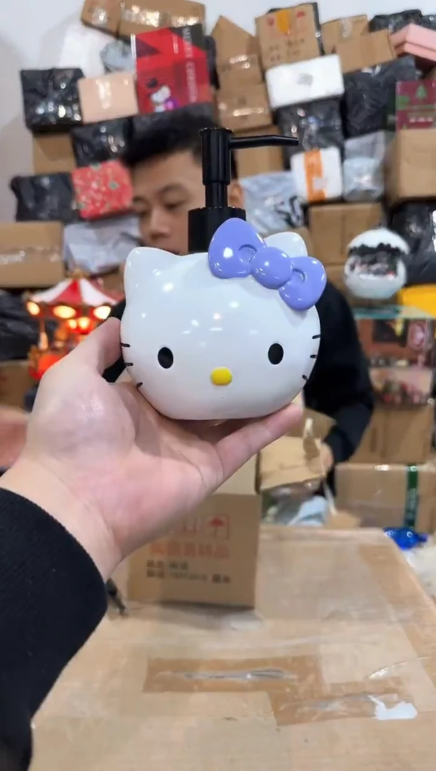 瓷片紫色kt猫头按压瓶 树脂