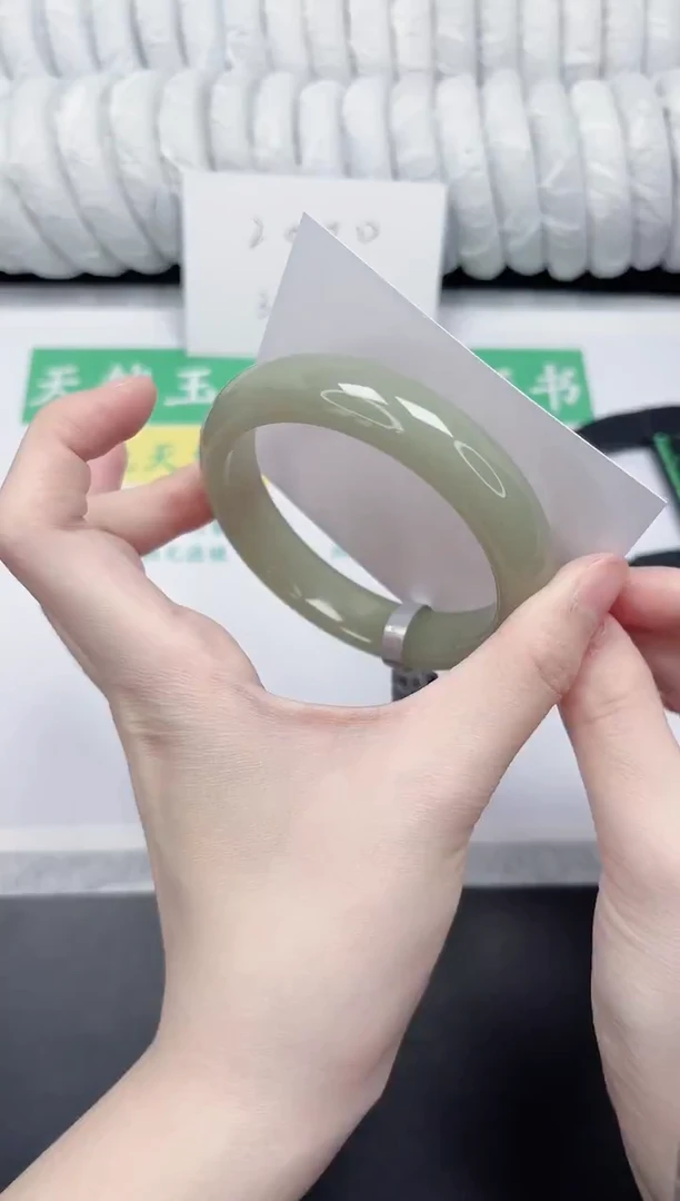 未镶嵌手镯石英质玉57-63.5D