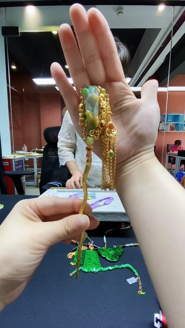 颈饰未镶嵌翡翠翡翠发簪