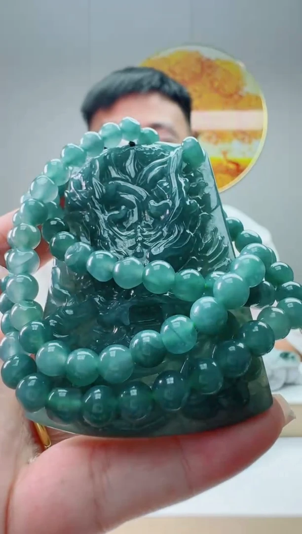 翡翠未镶嵌颈饰111111111111