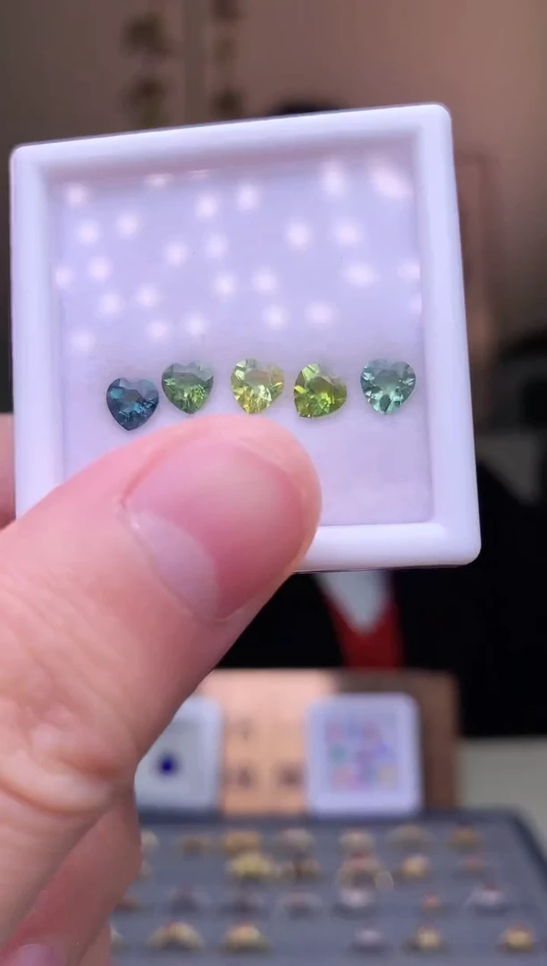 【闪购商品】碧玺裸石未镶嵌多样性发1