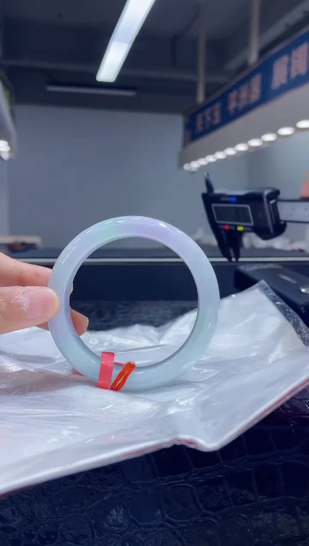 未镶嵌手镯翡翠3