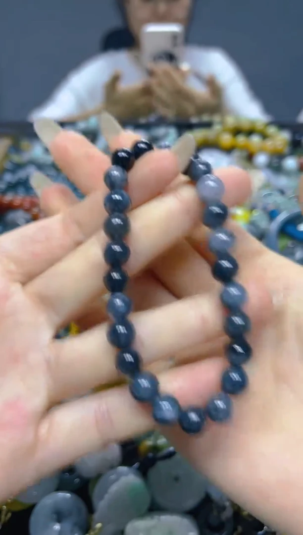 颈饰未镶嵌翡翠7MM/ B /翡翠A货，一件也是批发价