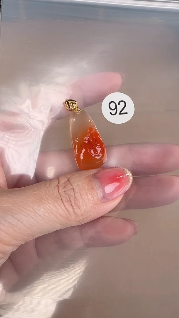 【闪购商品】南红玛瑙吊坠(不含链)18K金镶嵌原矿无优化无裂悟道