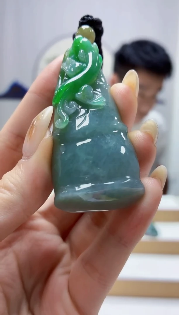 未镶嵌定制翡翠5028jw-毛货挂件24
