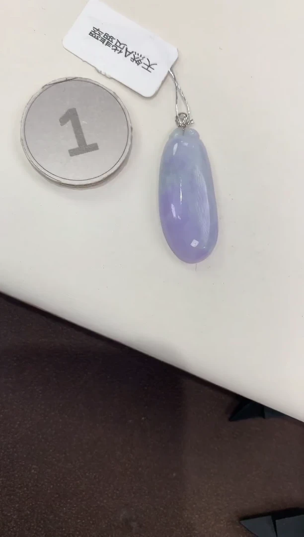 颈饰18K金镶嵌翡翠天然缅甸A货翡翠